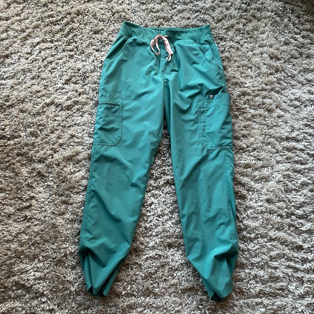 Figs Technical Collection Scrubs